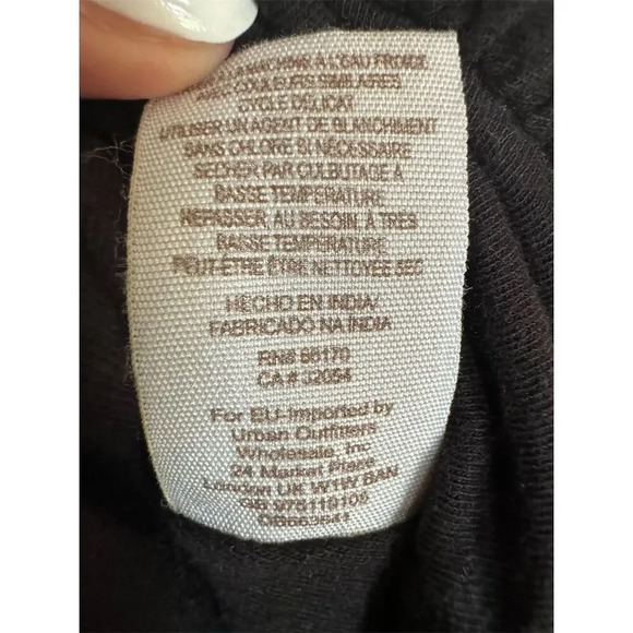 Free People Lita Embroidered Cutout Blouse XS Black Floral Bell Sleeve - Picture 11 of 11